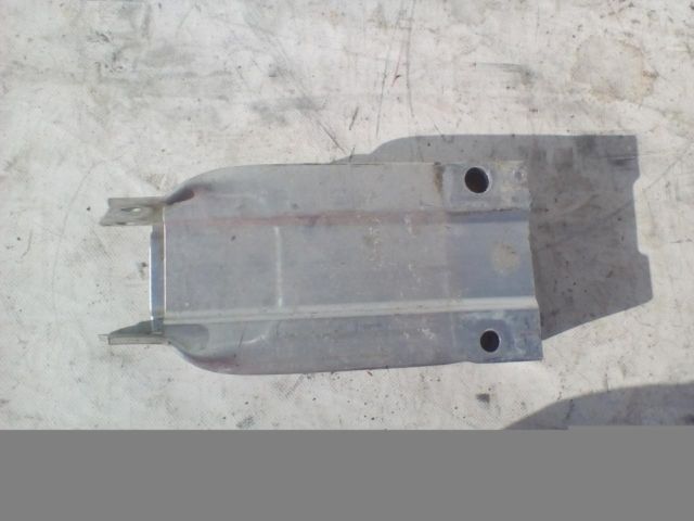 bontott MERCEDES-BENZ C-CLASS Jobb Lökhárító Tartó Nyúlványvég