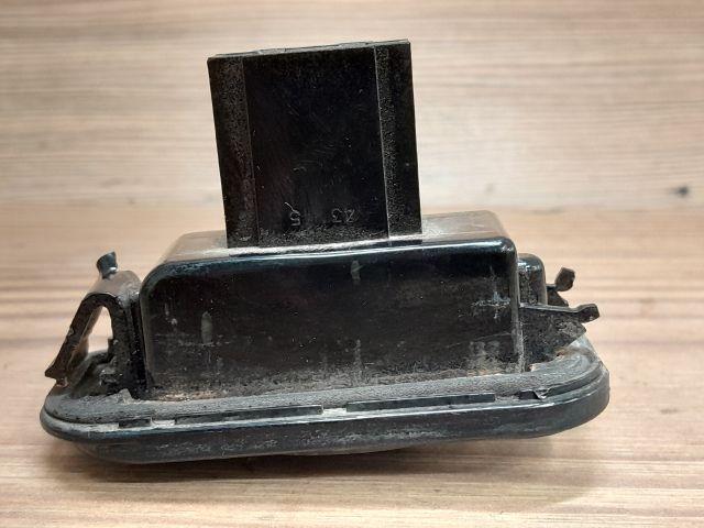 bontott MERCEDES-BENZ C-CLASS Jobb Rendszámtábla Világítás