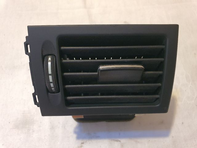 bontott MERCEDES-BENZ C-CLASS Jobb Szellőző