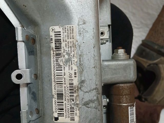 bontott MERCEDES-BENZ C-CLASS Jobb Térdlégzsák