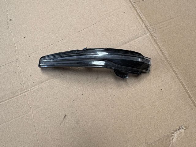 bontott MERCEDES-BENZ C-CLASS Jobb Visszapillantó Tükör Irányjelző