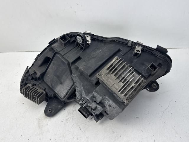 bontott MERCEDES-BENZ C-CLASS Jobb Xenon Fényszóró