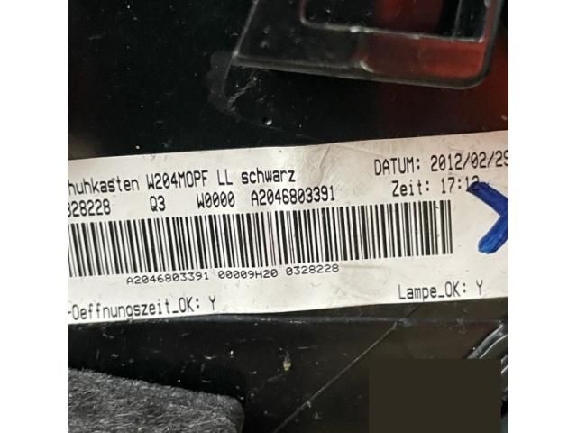 bontott MERCEDES-BENZ C-CLASS Kesztyűtartó