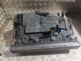 bontott MERCEDES-BENZ C-CLASS Kesztyűtartó