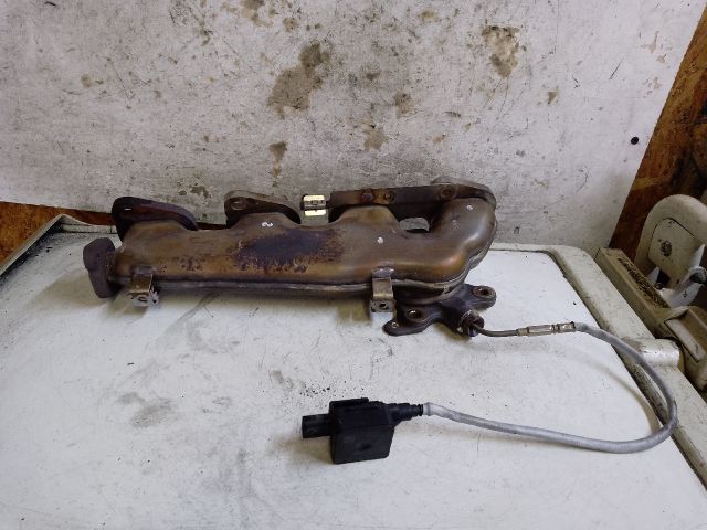 bontott MERCEDES-BENZ C-CLASS Kipufogó Közösítő