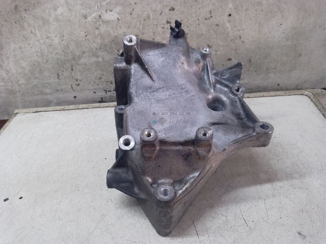 bontott MERCEDES-BENZ C-CLASS Klímakompresszor Tartó Bak