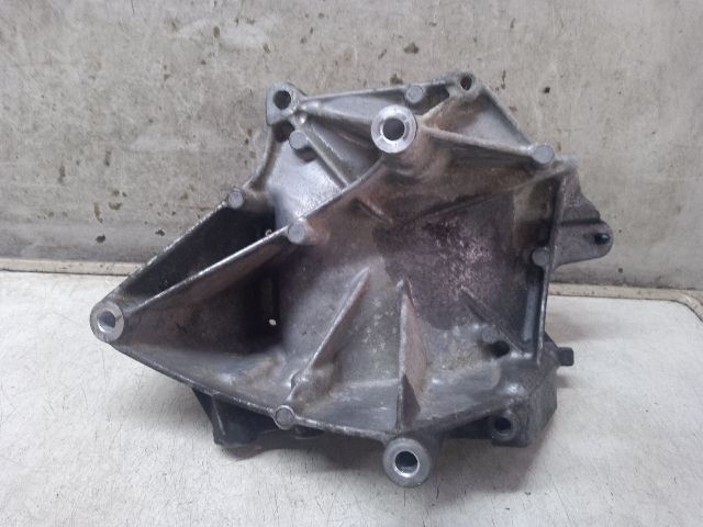 bontott MERCEDES-BENZ C-CLASS Klímakompresszor Tartó Bak