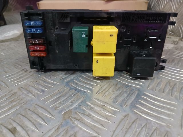 bontott MERCEDES-BENZ C-CLASS Komfort Elektronika