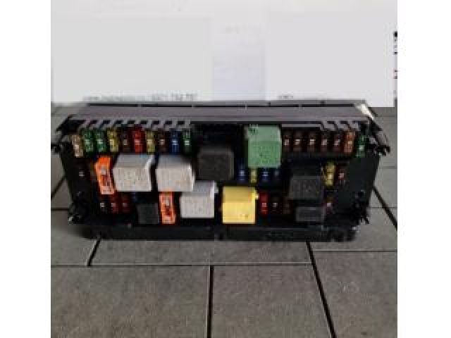 bontott MERCEDES-BENZ C-CLASS Komfort Elektronika