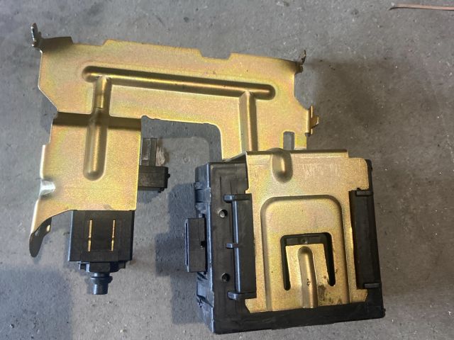 bontott MERCEDES-BENZ C-CLASS Komfort Elektronika