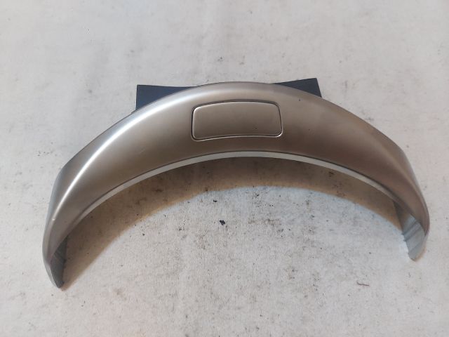 bontott MERCEDES-BENZ C-CLASS Könyöklő Tartó Konzol