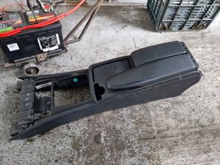 bontott MERCEDES-BENZ C-CLASS Könyöklő