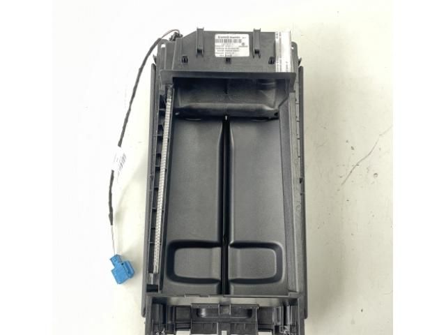 bontott MERCEDES-BENZ C-CLASS Könyöklő