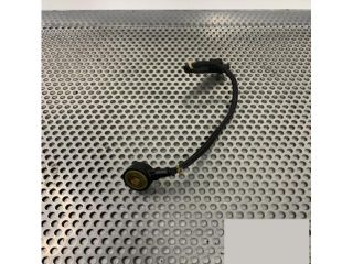 bontott MERCEDES-BENZ C-CLASS Kopogás Jeladó