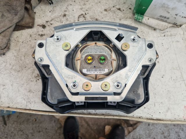 bontott MERCEDES-BENZ C-CLASS Kormánylégzsák