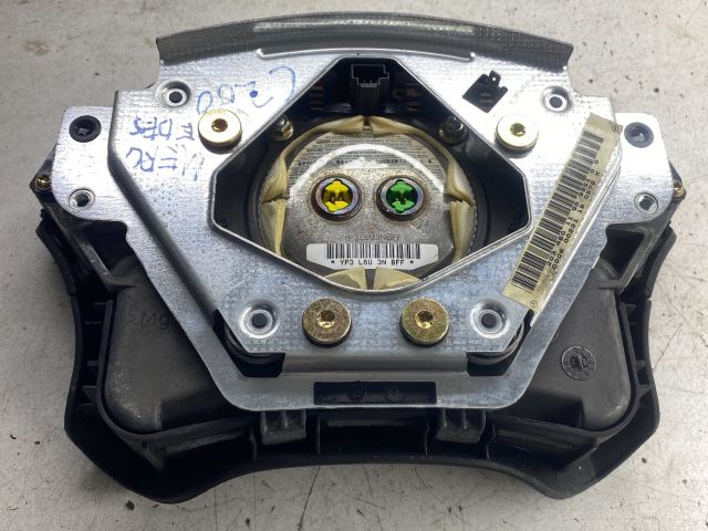 bontott MERCEDES-BENZ C-CLASS Kormánylégzsák