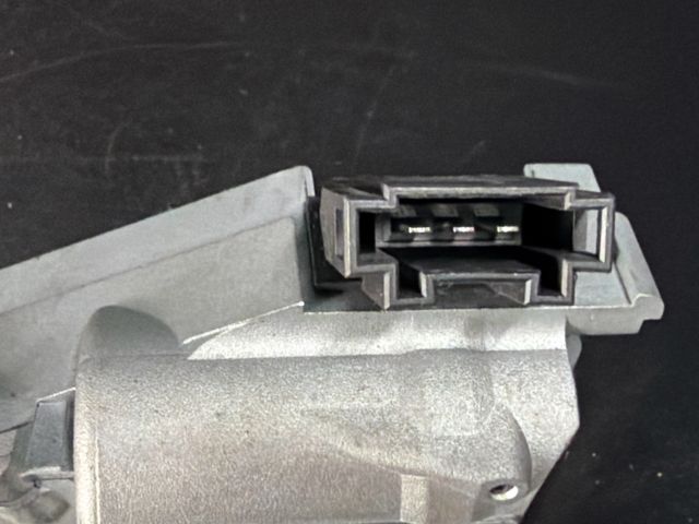 bontott MERCEDES-BENZ C-CLASS Kormányzár (Elektromos)