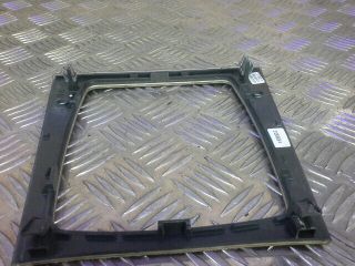 bontott MERCEDES-BENZ C-CLASS Középkonzol Keret