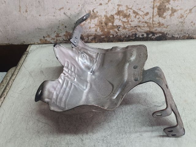 bontott MERCEDES-BENZ C-CLASS Középső Kipufogó Dob Hővédő Lemez