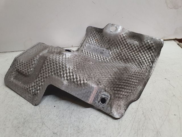 bontott MERCEDES-BENZ C-CLASS Középső Kipufogó Dob Hővédő Lemez