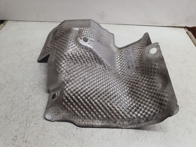 bontott MERCEDES-BENZ C-CLASS Középső Kipufogó Dob Hővédő Lemez