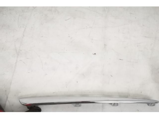 bontott MERCEDES-BENZ C-CLASS Középső Műszerfal Díszléc