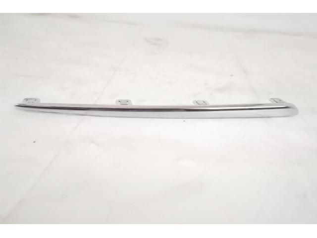 bontott MERCEDES-BENZ C-CLASS Középső Műszerfal Díszléc