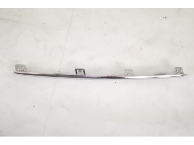 bontott MERCEDES-BENZ C-CLASS Középső Műszerfal Díszléc