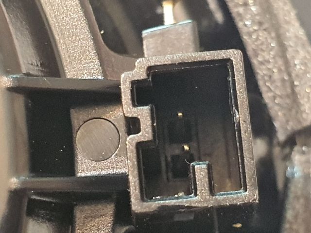 bontott MERCEDES-BENZ C-CLASS Középső Műszerfal Hangszóró