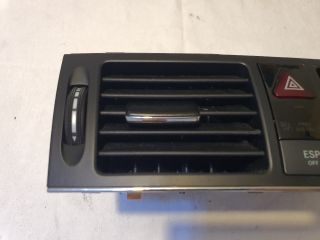 bontott MERCEDES-BENZ C-CLASS Középső Szellőző