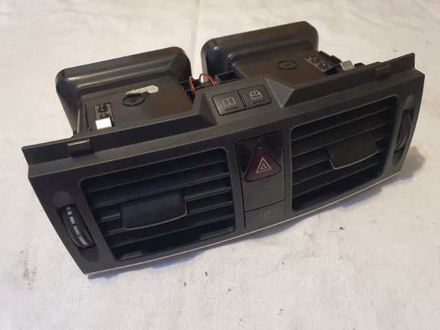 bontott MERCEDES-BENZ C-CLASS Középső Szellőző