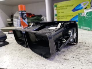 bontott MERCEDES-BENZ C-CLASS Középső Szellőző