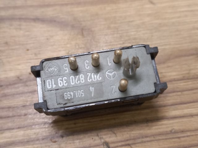 bontott MERCEDES-BENZ C-CLASS Központizár Kapcsoló