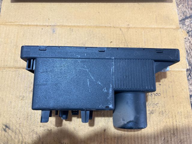 bontott MERCEDES-BENZ C-CLASS Központizár Motor (Pozíciófüggetlen)