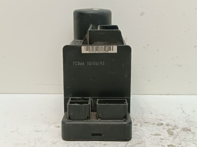 bontott MERCEDES-BENZ C-CLASS Központizár Motor (Pozíciófüggetlen)