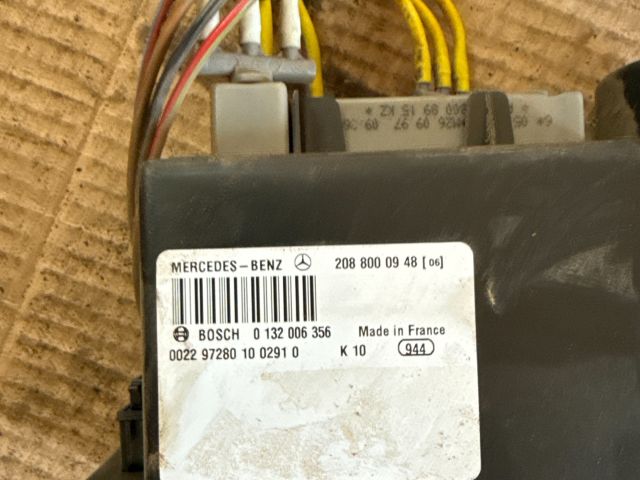 bontott MERCEDES-BENZ C-CLASS Központizár Motor (Pozíciófüggetlen)