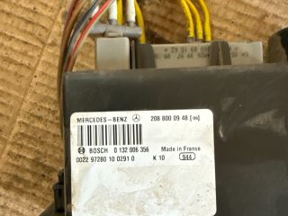 bontott MERCEDES-BENZ C-CLASS Központizár Motor (Pozíciófüggetlen)