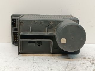 bontott MERCEDES-BENZ C-CLASS Központizár Motor (Pozíciófüggetlen)