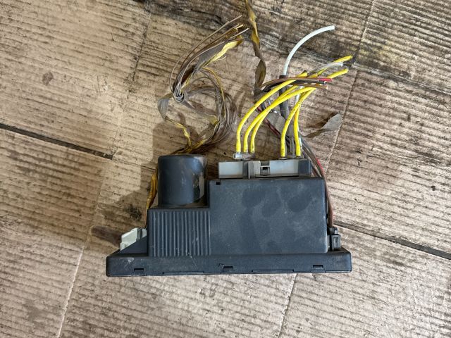 bontott MERCEDES-BENZ C-CLASS Központizár Motor (Pozíciófüggetlen)