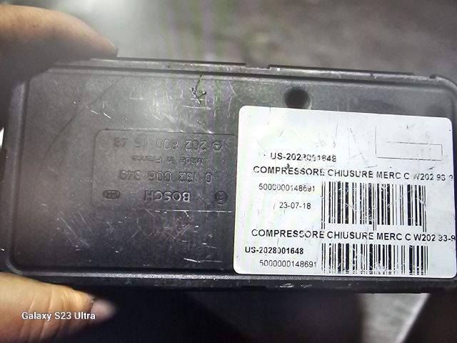 bontott MERCEDES-BENZ C-CLASS Központizár Motor (Pozíciófüggetlen)