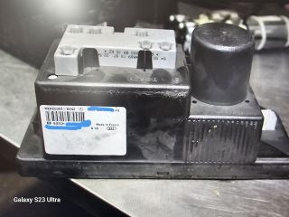 bontott MERCEDES-BENZ C-CLASS Központizár Motor (Pozíciófüggetlen)