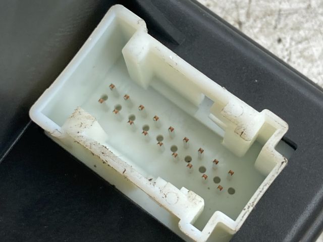 bontott MERCEDES-BENZ C-CLASS Központizár Motor (Pozíciófüggetlen)