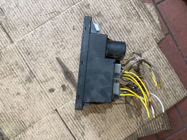 bontott MERCEDES-BENZ C-CLASS Központizár Motor (Pozíciófüggetlen)