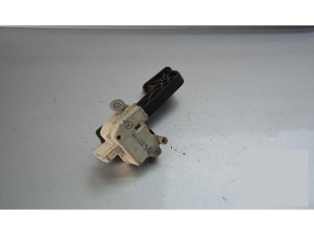 bontott MERCEDES-BENZ C-CLASS Központizár Motor Tankajtó