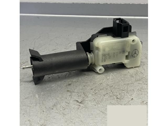 bontott MERCEDES-BENZ C-CLASS Központizár Motor Tankajtó