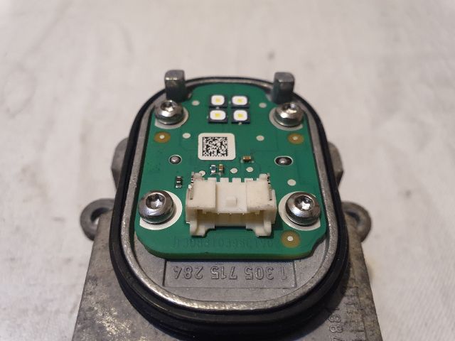 bontott MERCEDES-BENZ C-CLASS LED Trafó