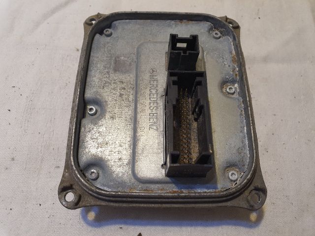 bontott MERCEDES-BENZ C-CLASS LED Trafó