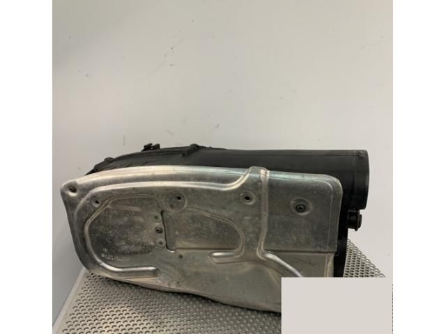 bontott MERCEDES-BENZ C-CLASS Légszűrő Ház