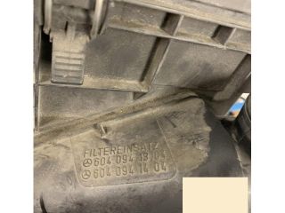 bontott MERCEDES-BENZ C-CLASS Légszűrő Ház