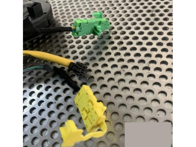 bontott MERCEDES-BENZ C-CLASS Légzsák Átvezető Szalagkábel